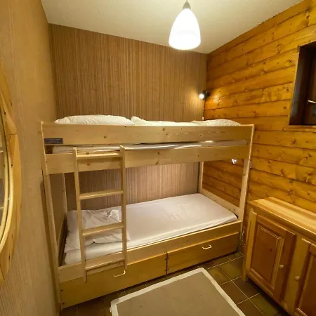 Apartment Calme A Avec Parking Prive, Proche Centre Chatel